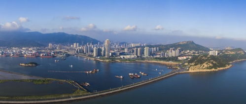 連臨高鐵 新機(jī)場(chǎng)擴(kuò)建 連宿高速 連云港交通發(fā)展戰(zhàn)略正在規(guī)劃