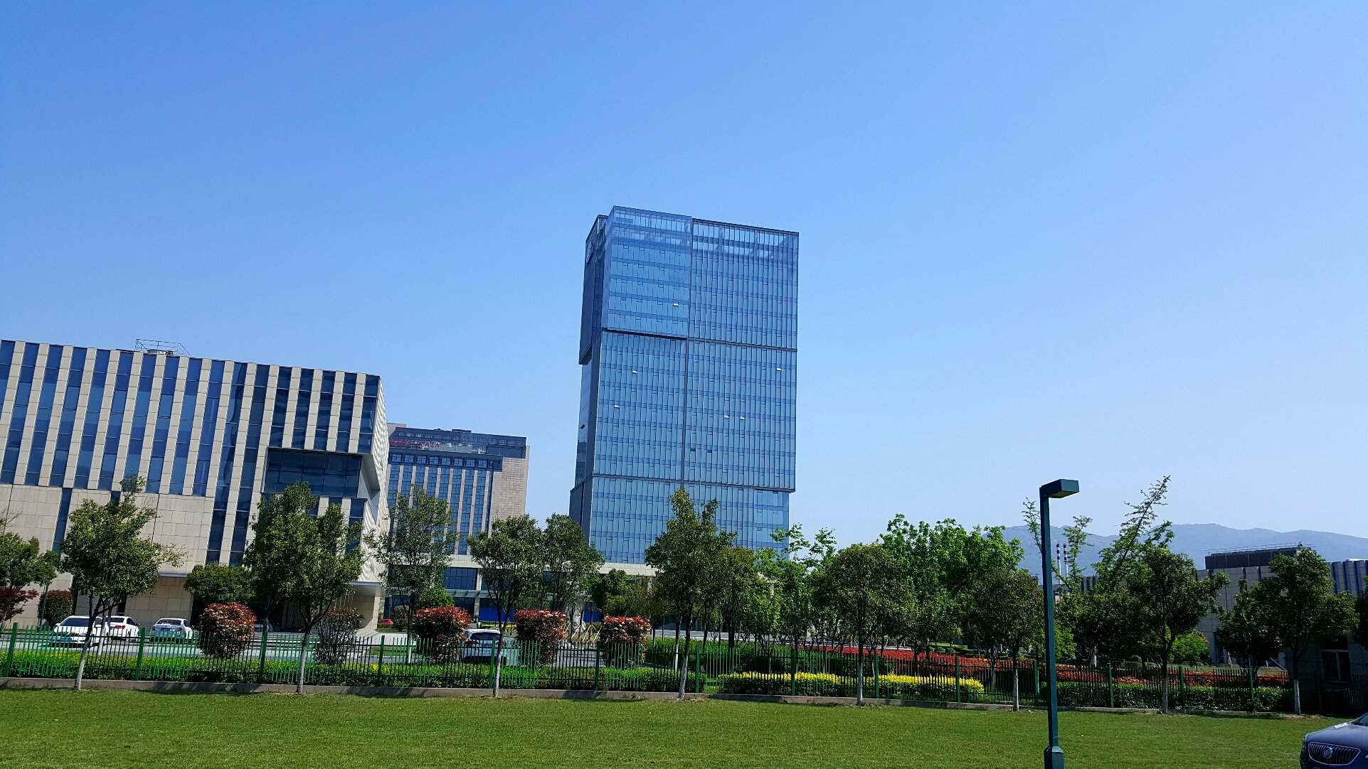 連云港市第一人民醫院開發區院區,招聘護理人員30名(專科起報)